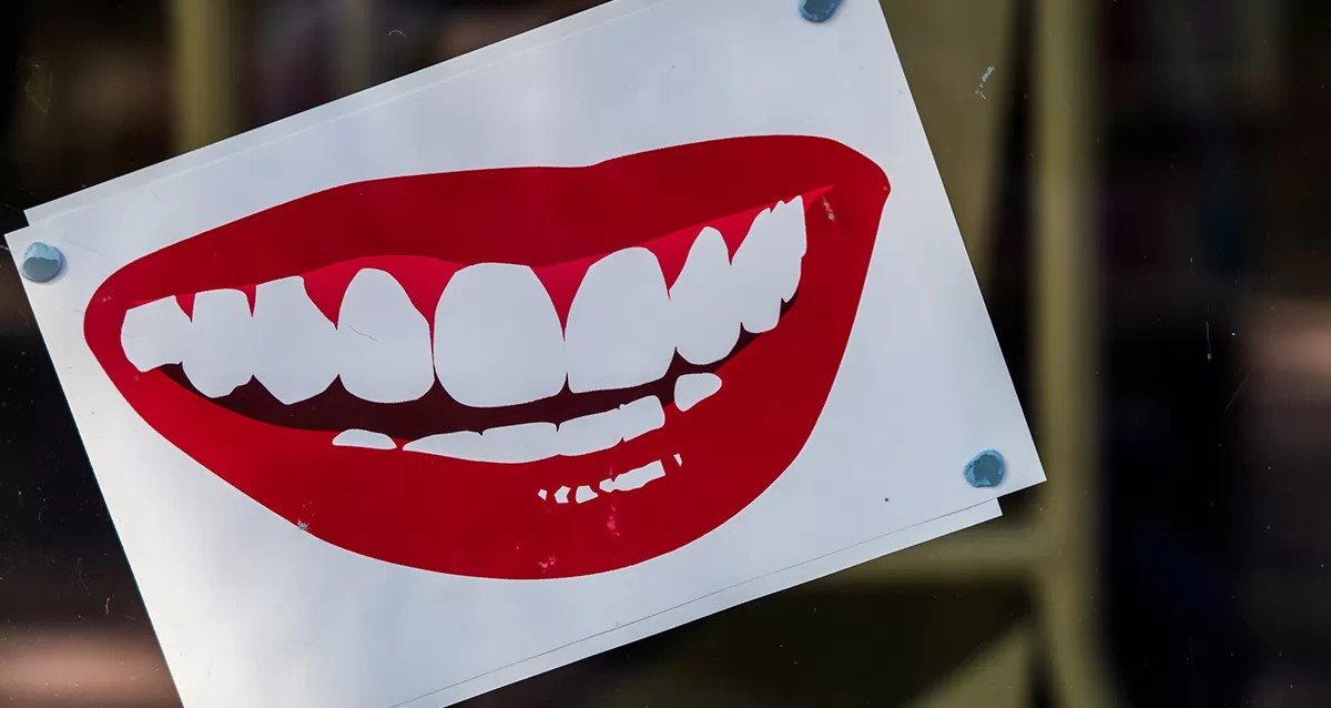 Отбеливание зубов: правда и мифы