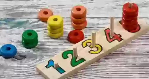 ТОП-10 развивающих игрушек для малышей в стиле Монтессори