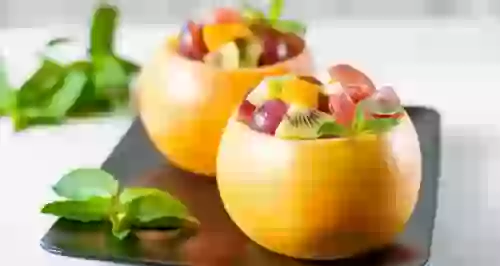 Оригинальные летние салаты с фруктами