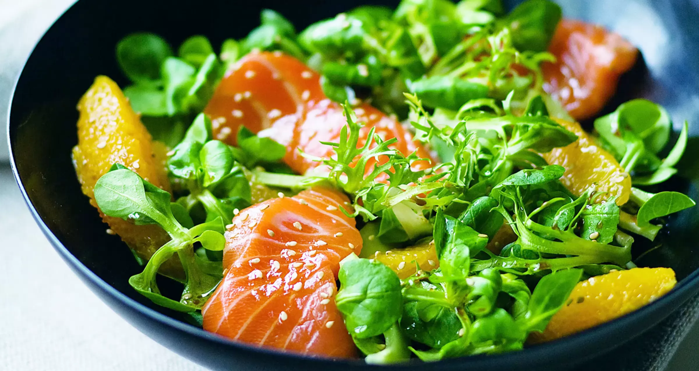 Салат из свежих овощей с соевым соусом
