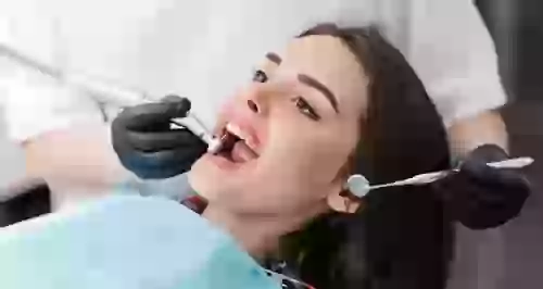 Скидки до 60% на услуги стоматологии «Аквамарин»