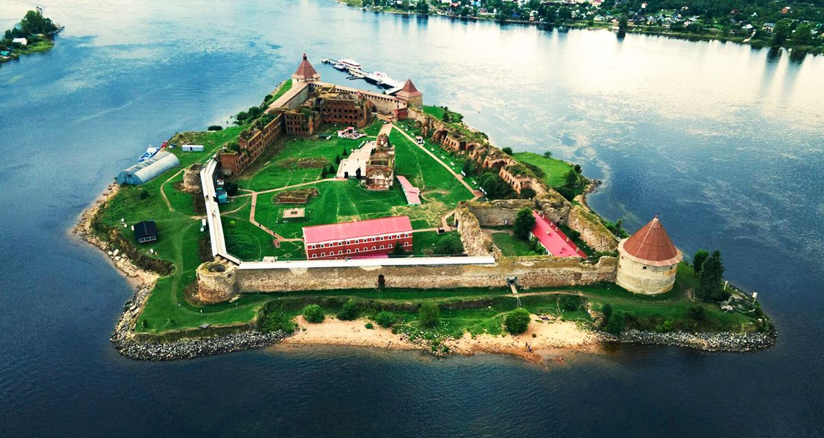 3750 р. за тур «Крепость Орешек + Старая и Новая Ладога»