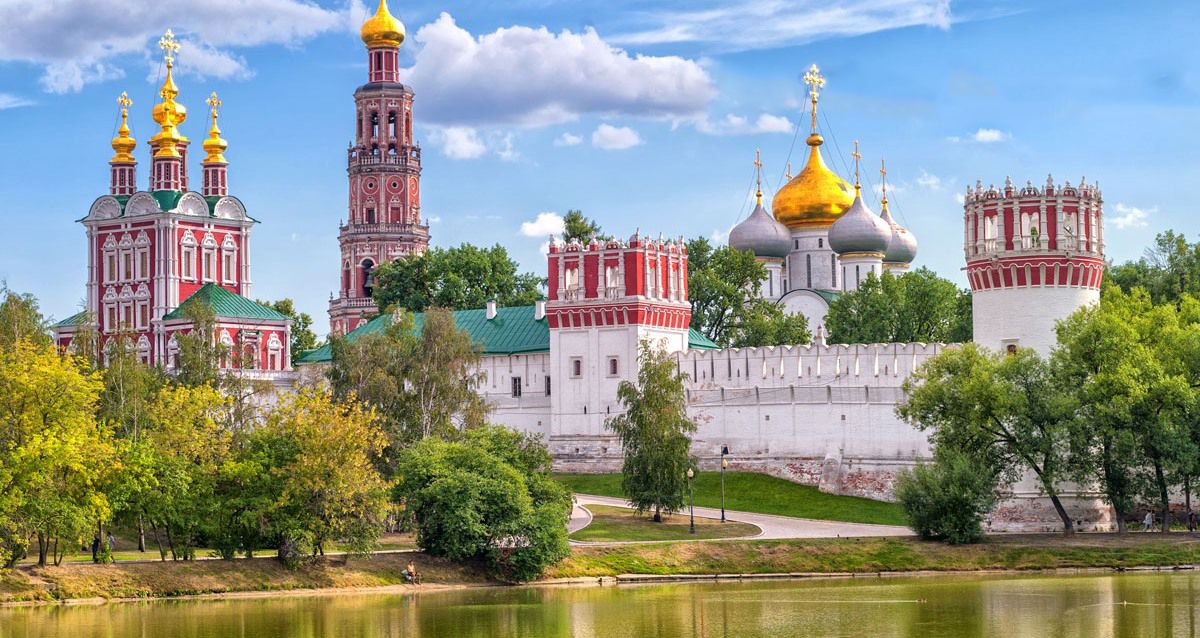 От 10 р. за прогулку на теплоходе «Москва златоглавая»