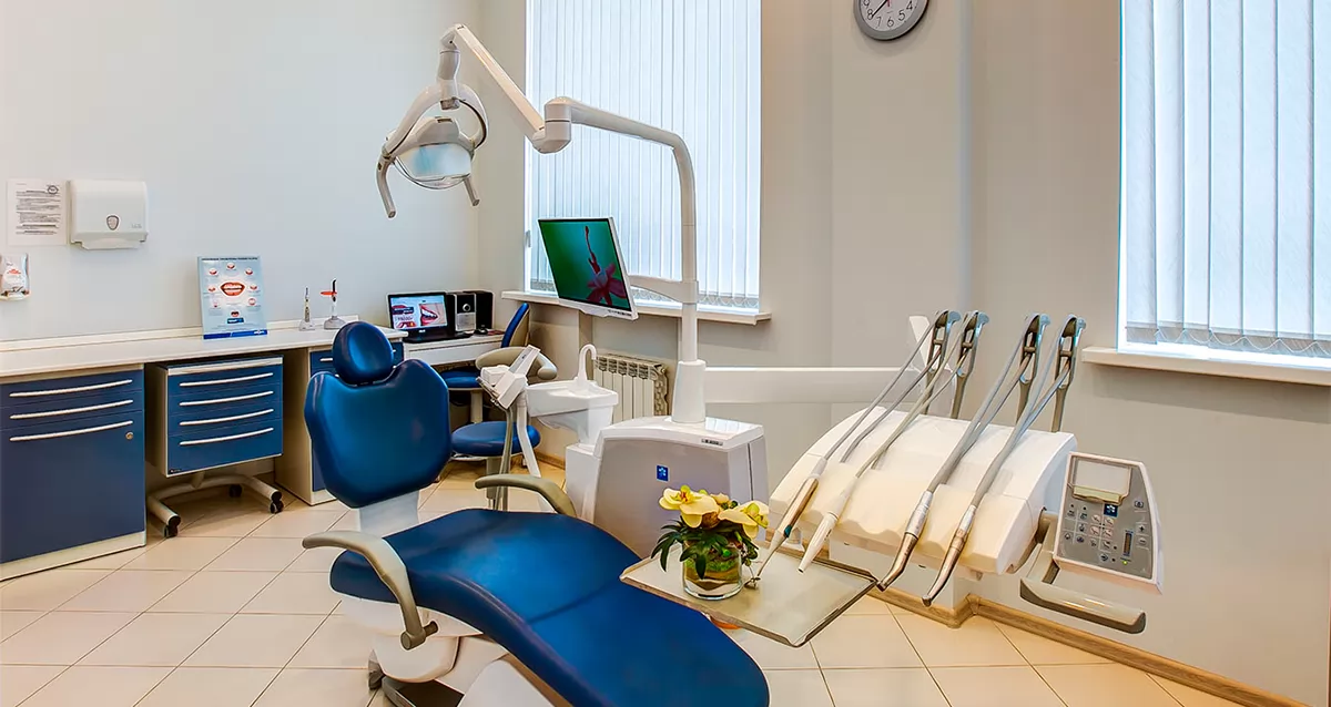 Dental Clinic на Ушинского
