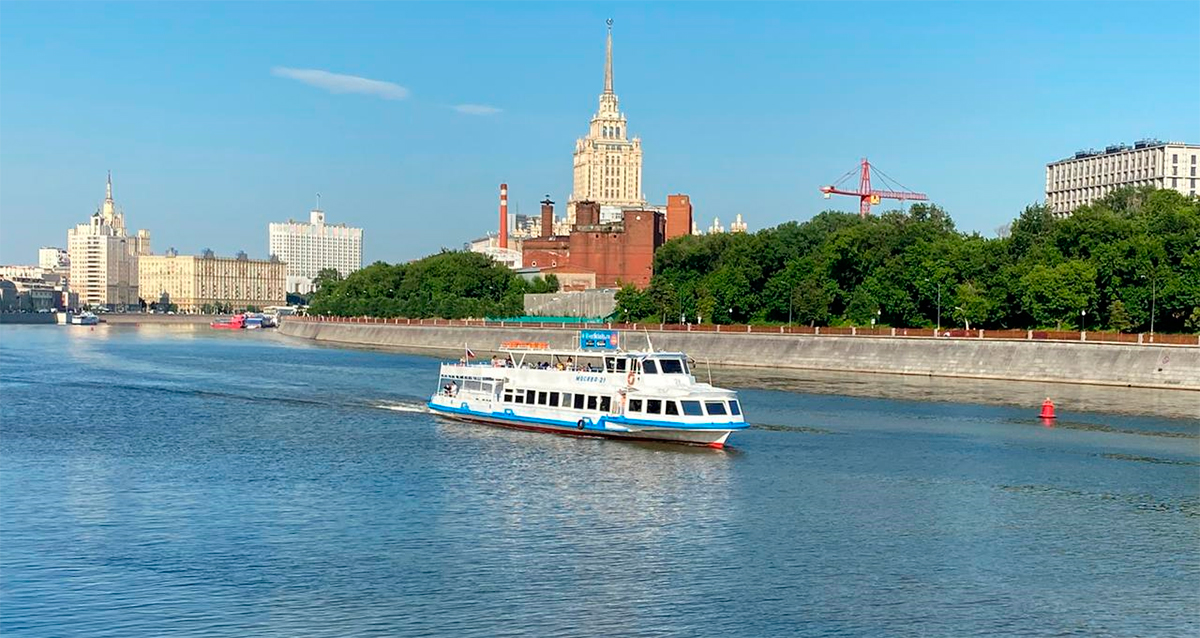 Судоходная компания Flyriver