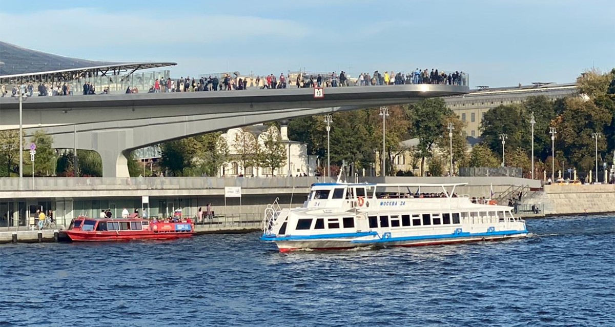 Судоходная компания Flyriver